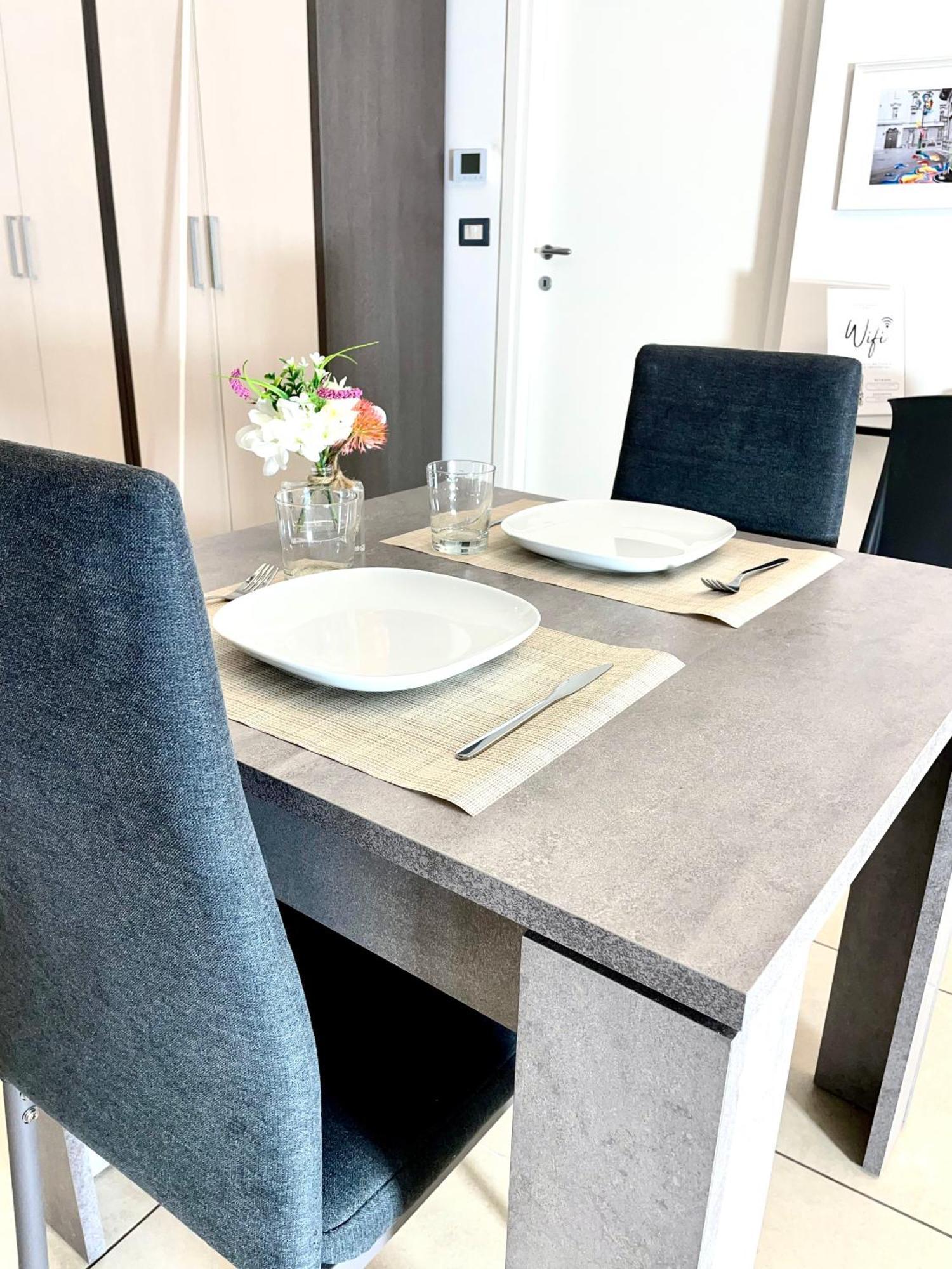 Toret Vanchiglia Studio Apartment Турин Екстер'єр фото